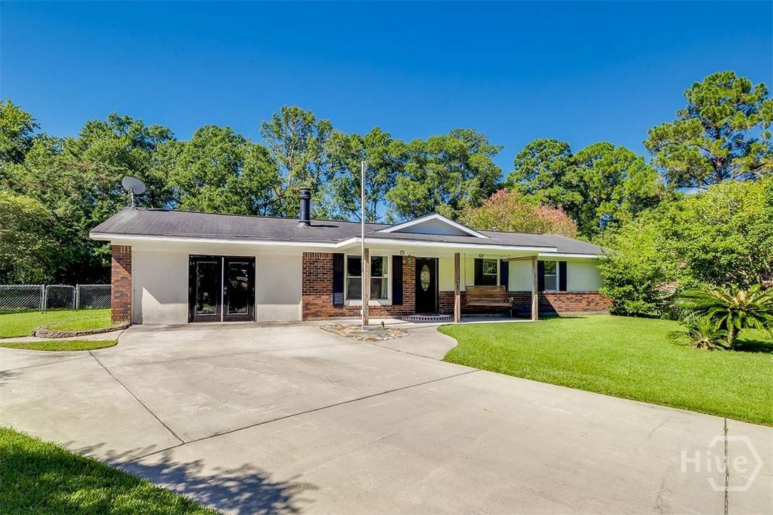 70 Dove CT, Richmond Hill, GA 31324 — photo 2 of 34