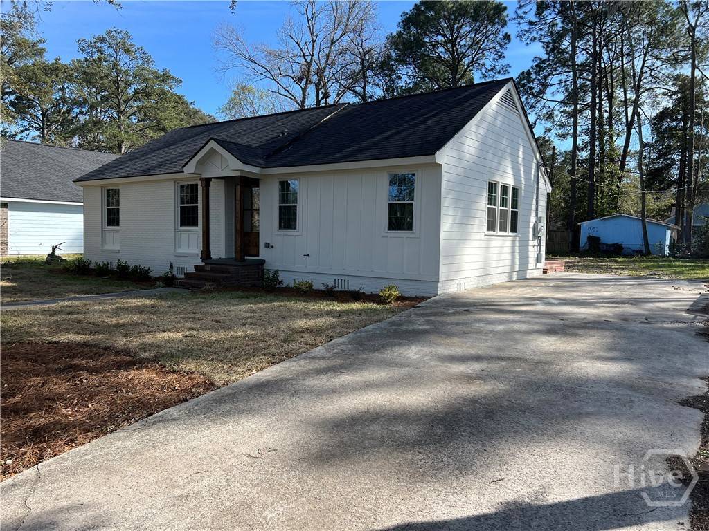 233 E Derenne AVE, Savannah, GA 31405 — photo 1 of 15