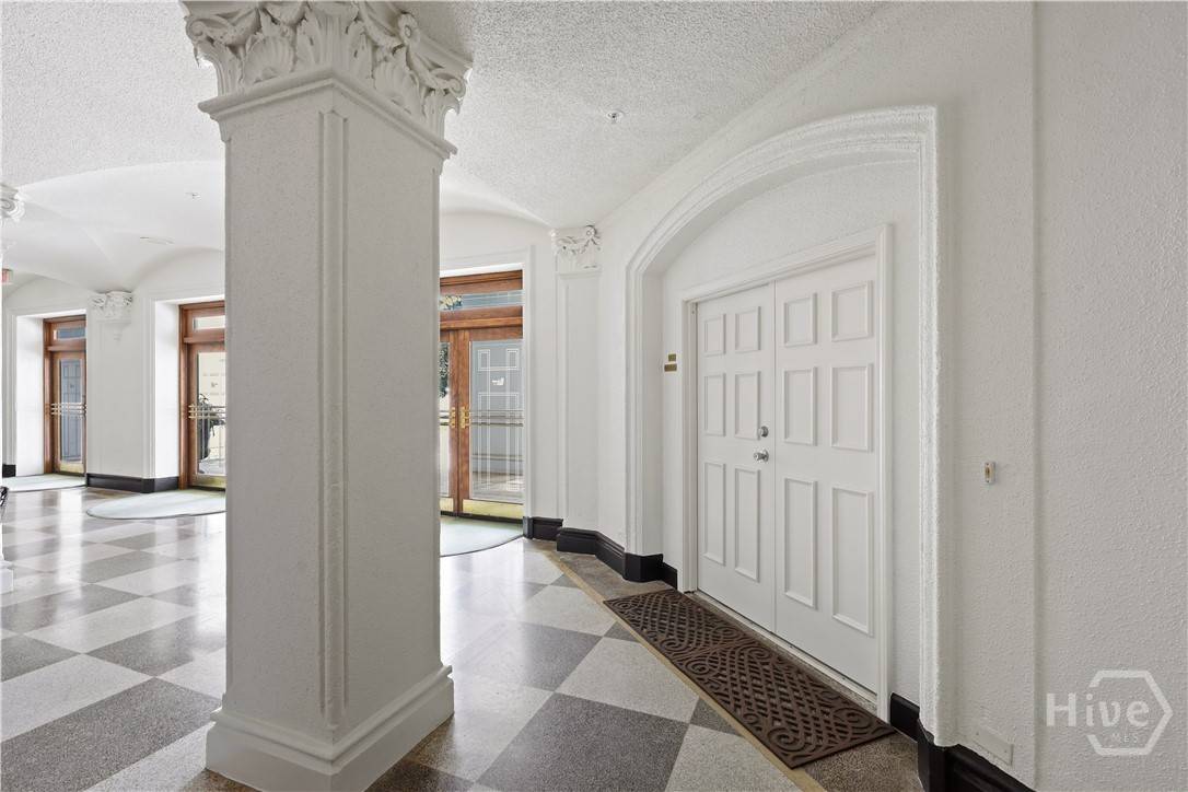 700 Wilmington Island RD #102, Savannah, GA 31410 — photo 2 of 50