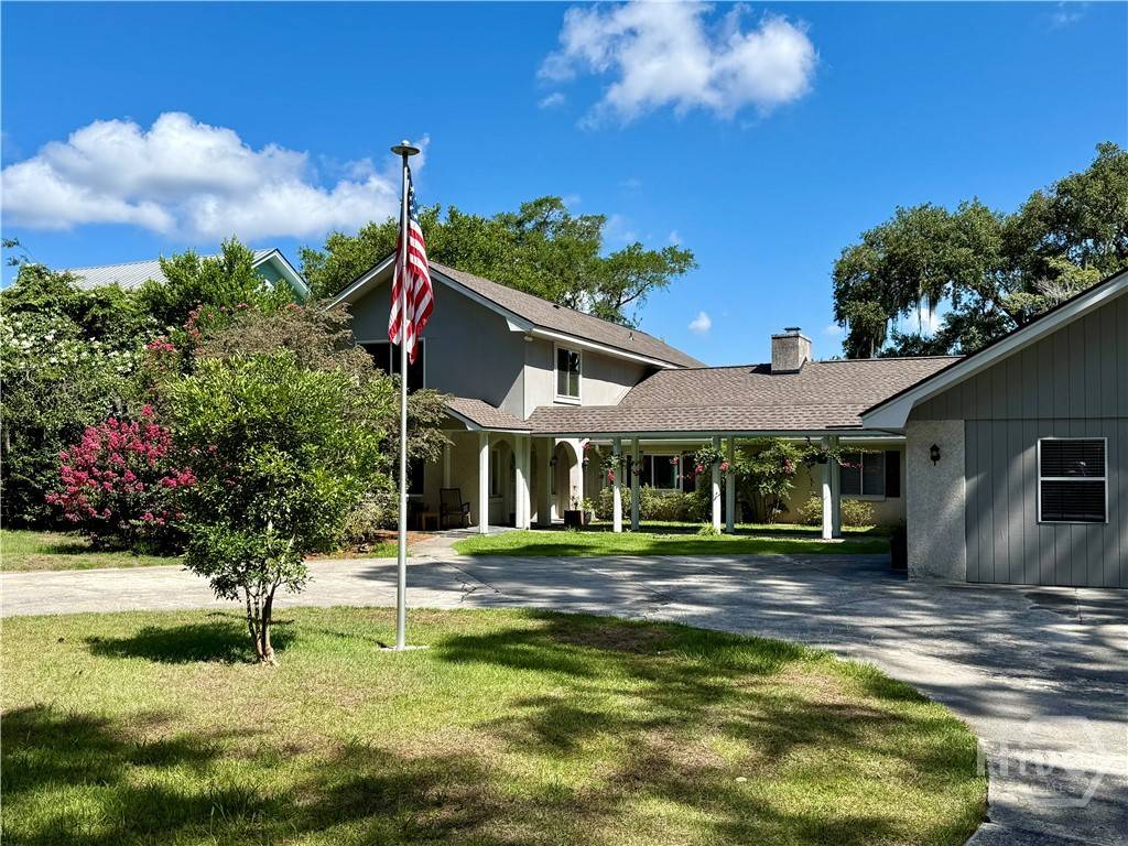 807 Betz Creek RD, Savannah, GA 31410 — photo 1 of 38
