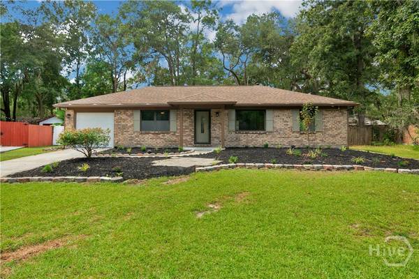 111 Cambridge DR, Savannah, GA 31419